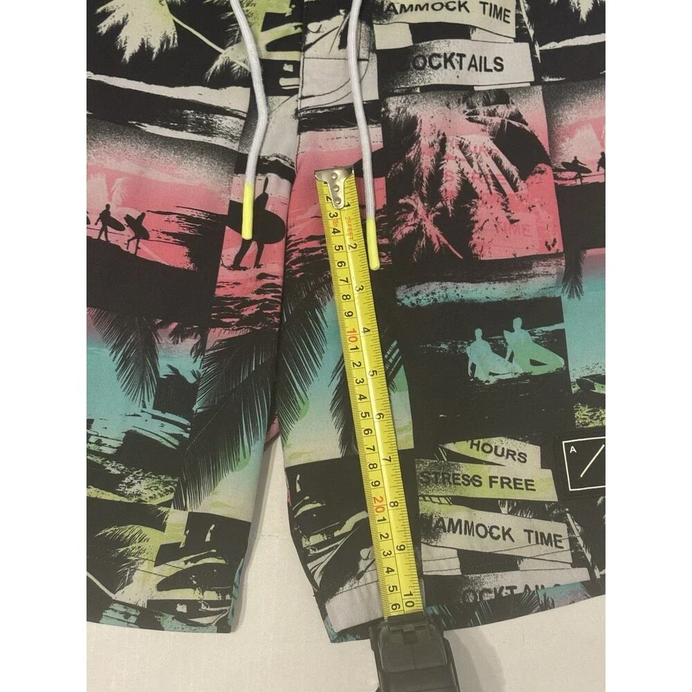 American Eagle Outfitters Multicolor Graphic Board Shorts XS